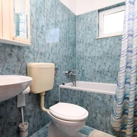 Apartament By The Sea Businci, Ciovo - 4668 *