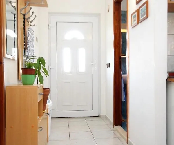 By The Sea Businci, Ciovo - 4668 Appartement *